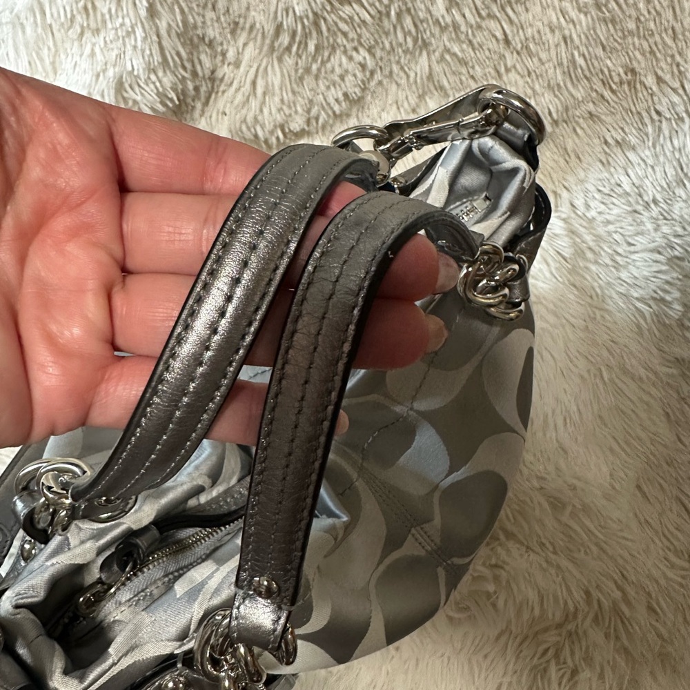 🎁Perfect Gift🎁LIKE NEW! Y2K Coach Brooke satin C’ Jacquard trending monogram - Picture 4 of 14